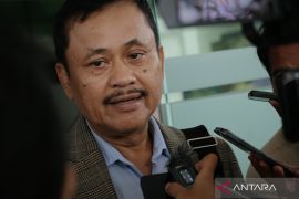 Kuasa hukum tersangka korupsi MXGP Samota pertanyakan status Ali BD