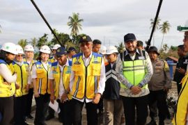 Menteri PU percepat normalisasi sungai terdampak bencana dengan opsi kerja 24 jam