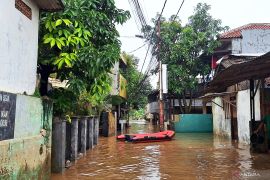 Banjir rendam 39 RT dan 3 ruas jalan di Jakarta, tertinggi 3,5 meter