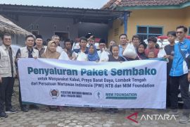 PWI NTB dan MIM Foundation salurkan sembako untuk korban banjir Lombok Tengah