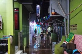 Banjir jakarta masih genangi 30 RT