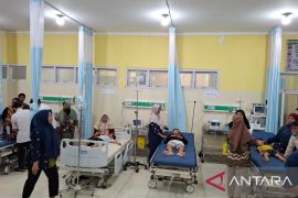 Sebanyak 45 pelajar di Muaro Jambi diduga keracunan makan MBG