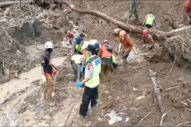 Tim SAR gabungan temukan korban longsor di Pemalang