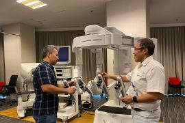 National Hospital luncurkan teknologi robotic surgery minim risiko