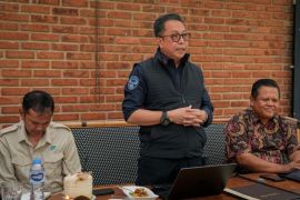 KLH memperketat pengawasan dan melakukan kajian lingkungan di DAS prioritas