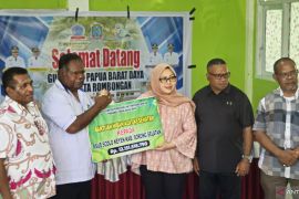 Pemprov PBD hibahkan alkes senilai Rp12,1 miliar kepada RSUD Sorsel