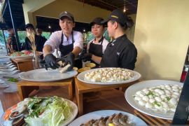 Akar Hotel dan Resort gelar "seasson of test" menu spesial Imlek dan Ramadan