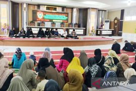 Sekretariat DPRD Gorontalo Utara lestarikan kegiatan bimbingan rohani