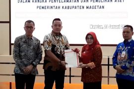Pemkab Magetan terima 11 sertifikat aset daerah senilai Rp2,5 miliar