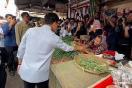 Cek pasokan pangan, Wapres tinjau Pasar Cikurubuk Tasikmalaya