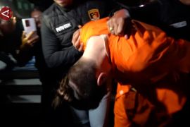 Divhubinter pulangkan buronan red notice Interpol dari Bali ke Rumania