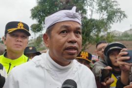 Gubernur Jabar: Korban longsor direlokasi, area Pasirlangu dihutankan