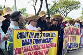 KSOP Banjarmasin terima aspirasi IKASUDA soal aturan standar kapal