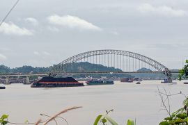 Pelayaran Sungai Mahakam diperketat imbas kapal tabrak pilar jembatan
