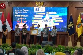Menteri Hukum resmikan 2015 Posbankum di Kalsel