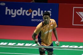 Straight game! Alwi Farhan melaju ke semifinal Indonesia Master 2026