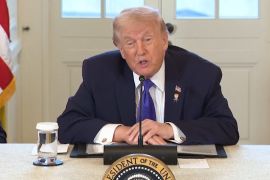 Trump ancam negara yang berbisnis dengan Iran dikenai tarif 25 persen