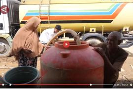 Pemerintah terus pulihkan jaringan komunikasi dan air bersih Sumatera - VIDEO