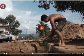 Mensos ungkap dana bansos kebencanaan Rp600 miliar siap disalurkan - VIDEO