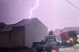 Polda Lampung imbau masyarakat untuk waspadai cuaca ekstrem