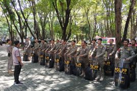 Antisipasi penyakit berbahaya, personel Satpol PP di Sulsel diperiksa kesehatannya