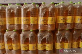 Bulog Magelang gelontorkan 4 ribu liter MinyaKita