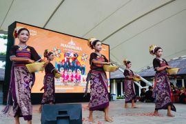 Mandalika Art Performance hadirkan pesona seni Sasak untuk wisatawan