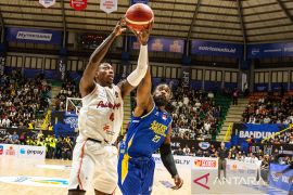 Pelita Jaya kalahkan Satria Muda Pertamina Bandung