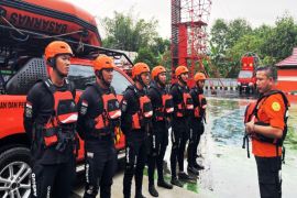 SAR Banjarmasin temukan nelayan tenggelam di Sungai Aluh-Aluh