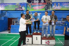 Wabup Katamso tutup turnamen bulutangkis Berkah Madani Cup 2026