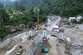 Penanganan jalan nasional Lembah Anai Page 2 Small