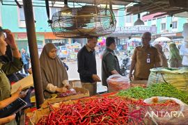 Ditreskrimsus Polda Jambi cek harga dan pasokan pangan di pasar jelang Ramadan