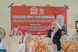 Anggota MPR RI \'Yuk Cici\' gelar sosialisasi Empat Pilar Kebangsaan di SDN 2 Bayung Lencir