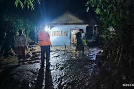 Banjir bandang di Jember akibatkan satu orang hanyut