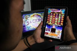Kenali tanda kecanduan judi online