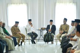 Gibran kunjungi Pesantren Amanatul Ummah Mojokerto
