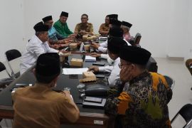 Kuningan menetapkan zakat fitrah 1447 Hijriah Rp35.000 per orang