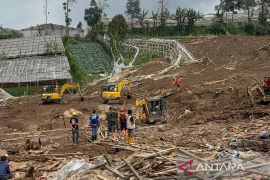 85 jenazah korban longsor Cisarua telah dievakuasi hingga hari ini