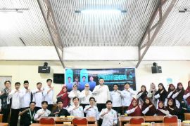 Narasumber DPMK-TFI, Wako Fadly Amran sampaikan pentingnya pengalaman berorganisasi bagi generasi muda