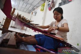 Ekonom prediksi pertumbuhan ekonomi Indonesia 2026 lampaui proyeksi Bank Dunia