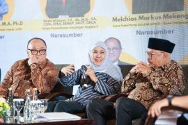 Khofifah ungkap "creative financing" untuk kemandirian fiskal Jatim