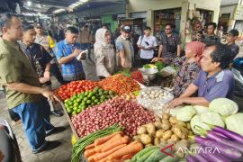 Pemprov Kalteng kawal harga dan pasokan bapok, jaga stabilitas jelang Ramadhan