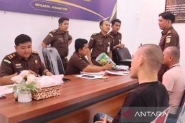 Kejari Aceh Barat tahan dua tersangka terkait kepemilikan satu kg narkoba sabu