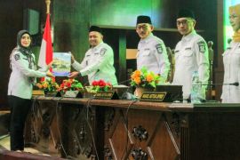 DPRD Probolinggo tanggapi PU Bupati atas lima raperda inisiatif