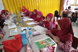 Mataram menuju sekolah lima hari permanen