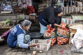 CORE memproyeksi inflasi tahunan Maret 2026 sekitar 3,5-3,6 persen