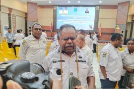 Gubernur Kambu fokus tangani masalah sampah dukung Instruksi Presiden