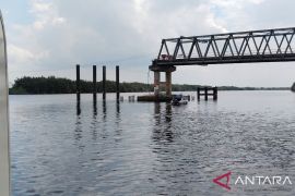 Waspada! BMKG beri peringatan hujan petir di perairan Sungai Musi hari Ini