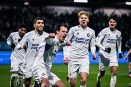 Dean James main satu babak saat Go Ahead Eagles menyerah dari Telstar