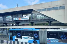 Transjakarta layani 413 juta penumpang, subsidi makin efisien